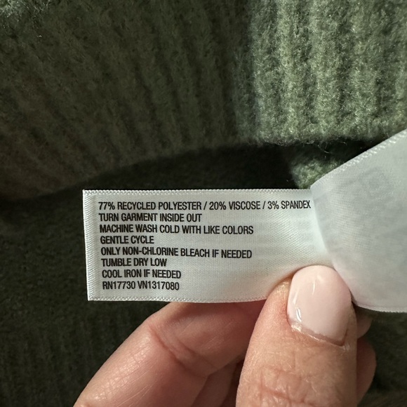 Universal Thread Olive Green Short Sleeve Cropped Cardigan - Picture 7 of 7